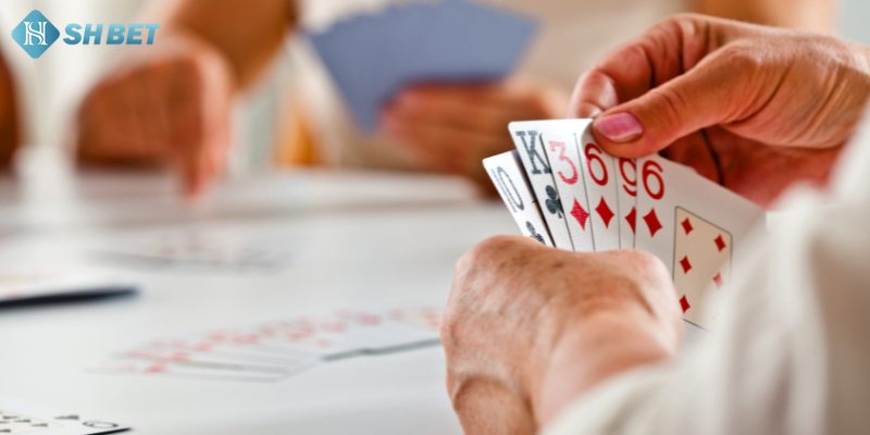 Chơi bài Binh Xập Xám tại ShBET