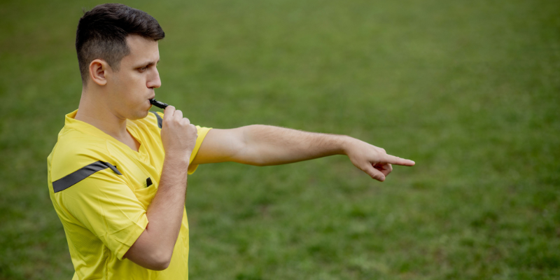 Phân tích tỉ lệ cược và tham gia hợp lý