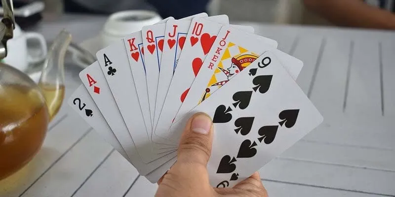 Giới thiệu tổng thể về trò chơi Tiến Lên